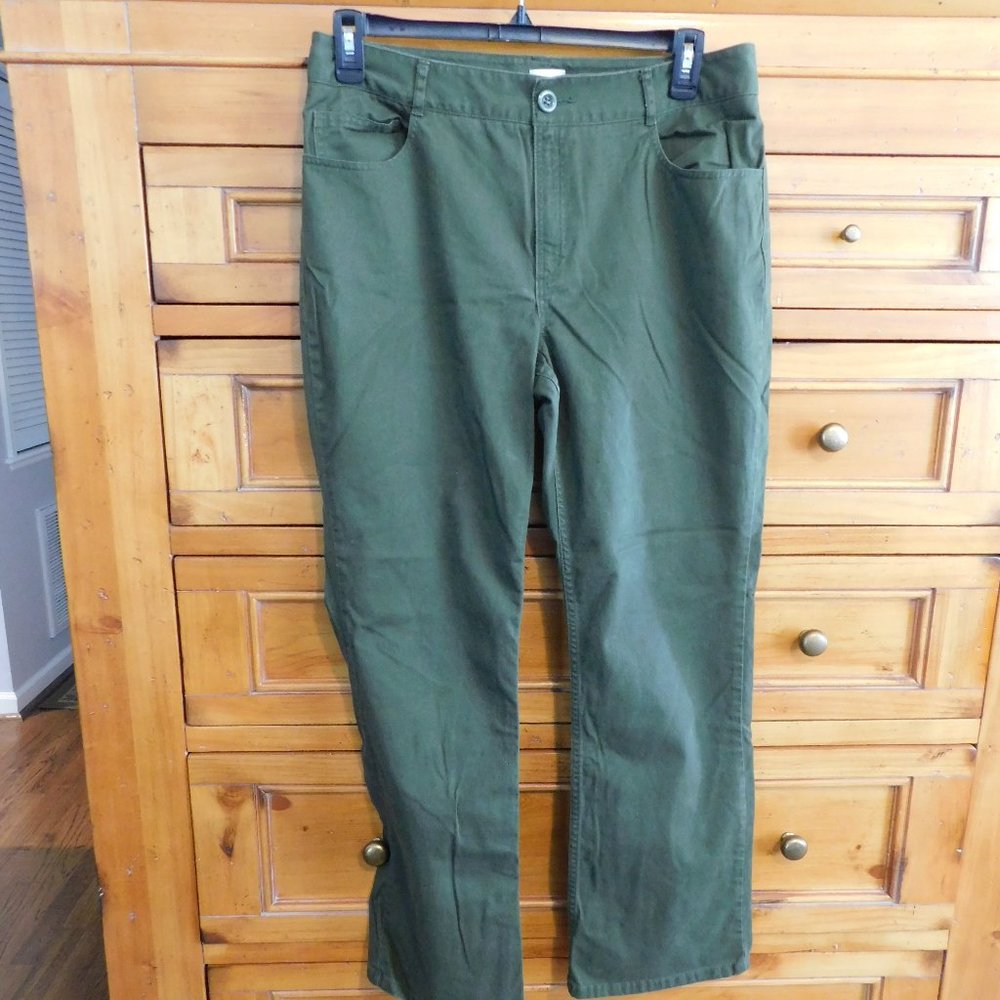 Chico's 2.5 Regular Green Colored Jeans - Nice